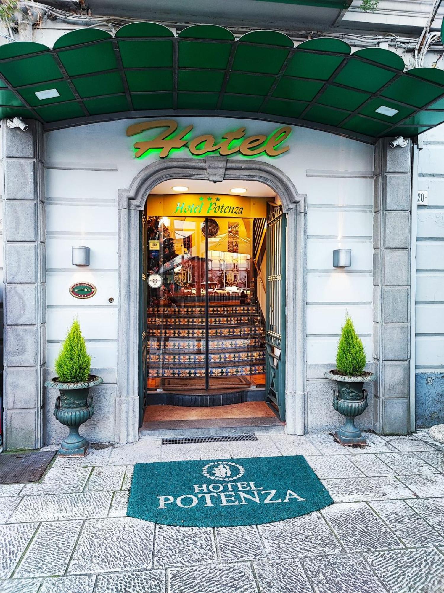 Hotel Potenza Naples Extérieur photo
