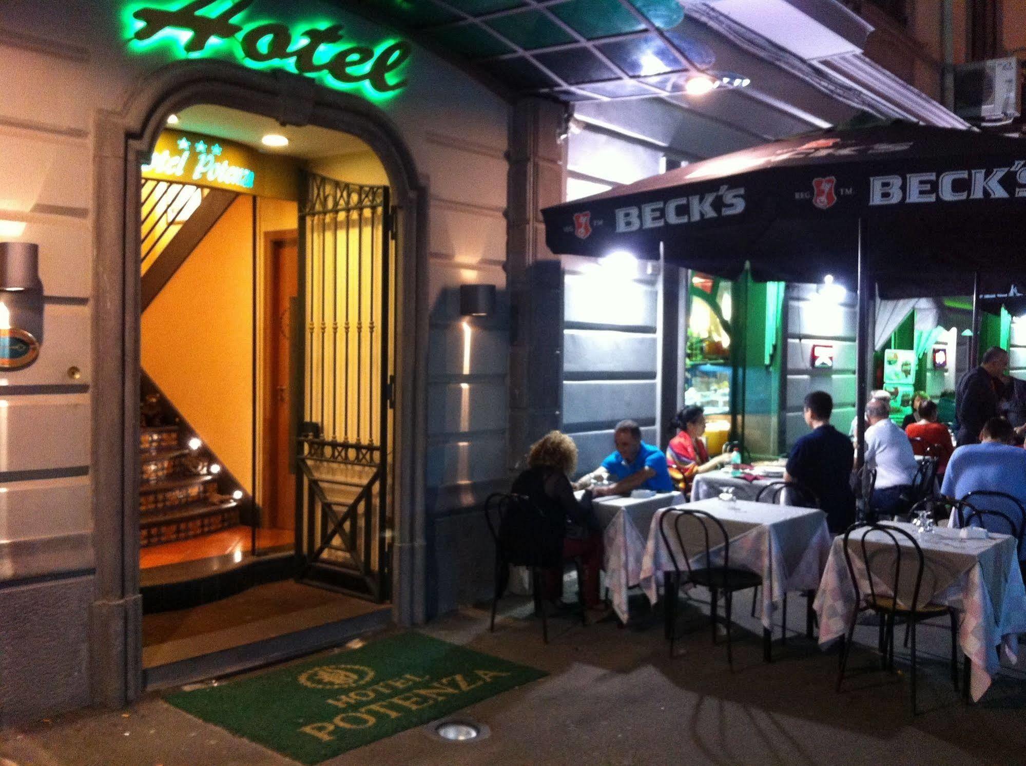Hotel Potenza Naples Extérieur photo