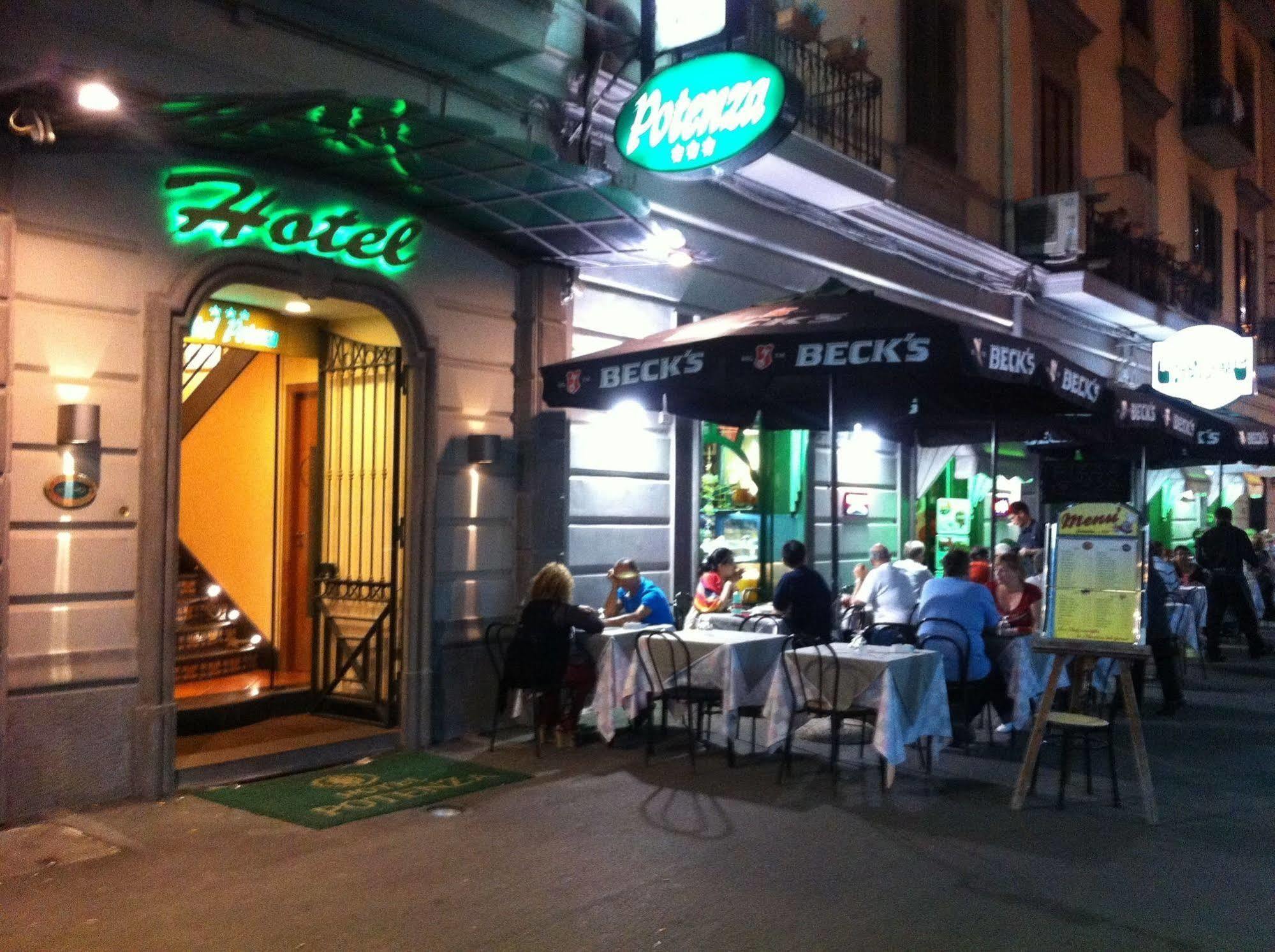 Hotel Potenza Naples Extérieur photo