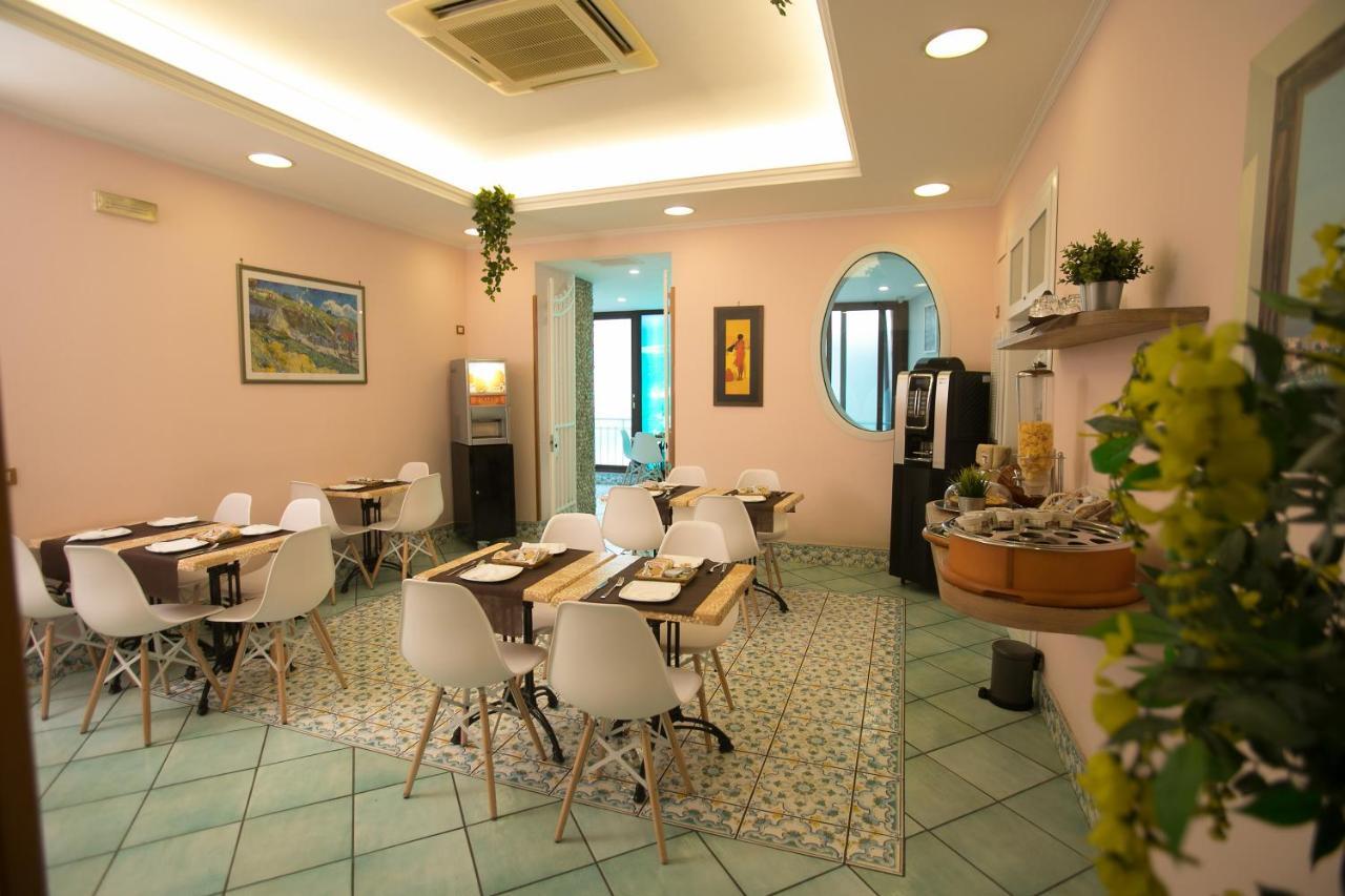 Hotel Potenza Naples Extérieur photo